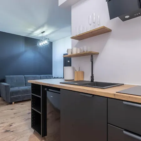 Posnania Parking Samodzielne Zameldowanie 24h Lägenhet *