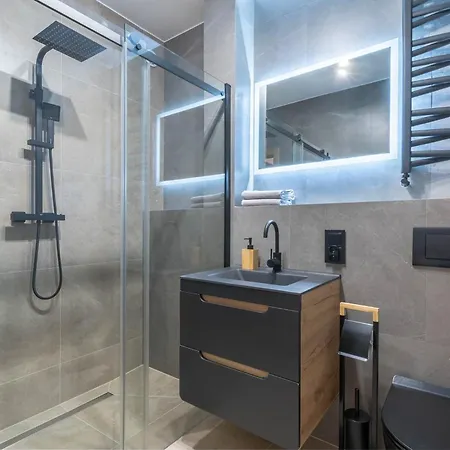 Posnania Parking Samodzielne Zameldowanie 24h * Poznań